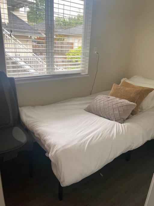 4 Bedroom Upper Level Kits Home Vancouver Esterno foto